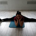 Yoga instructor at the Mango fitness club Maria Smirnova