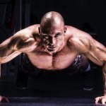 How to pump up your shoulders with push-ups at home?