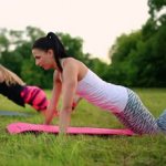 Knee push-ups for women