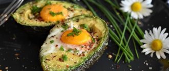 Scrambled eggs in avocado as sources of fat